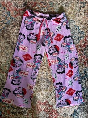 Coca-Cola Juniors Pink Betty Boop Fleece Pajama Pants